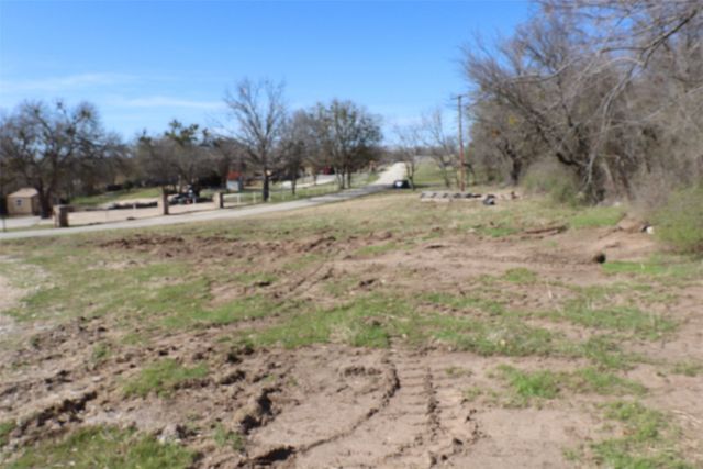 1616 Oliver Street, Weatherford, TX 76086