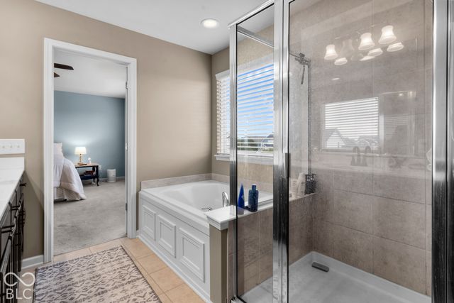 15975 Viking Meadows Drive, Westfield, IN 46074