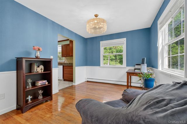 14 Victor Lane, Poughkeepsie, NY 12601