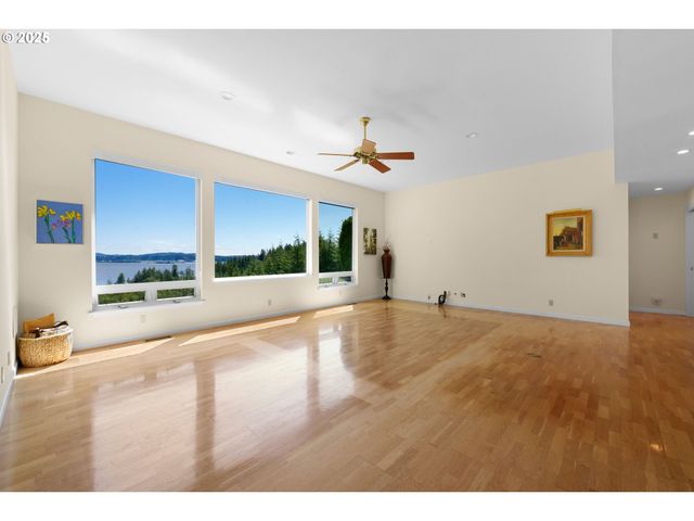 66291 WATERTOWER Rd, North Bend, OR 97459