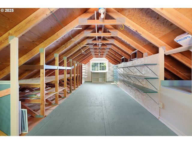 66291 WATERTOWER Rd, North Bend, OR 97459