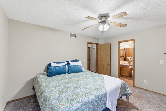 501 W Deerfield, Valley Center, KS 67147