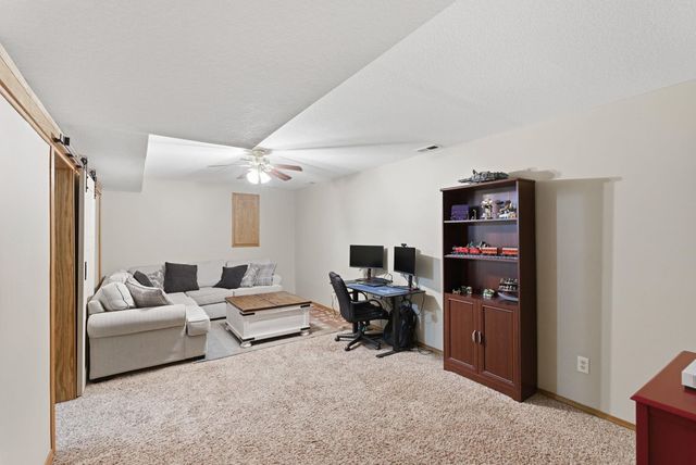 501 W Deerfield, Valley Center, KS 67147