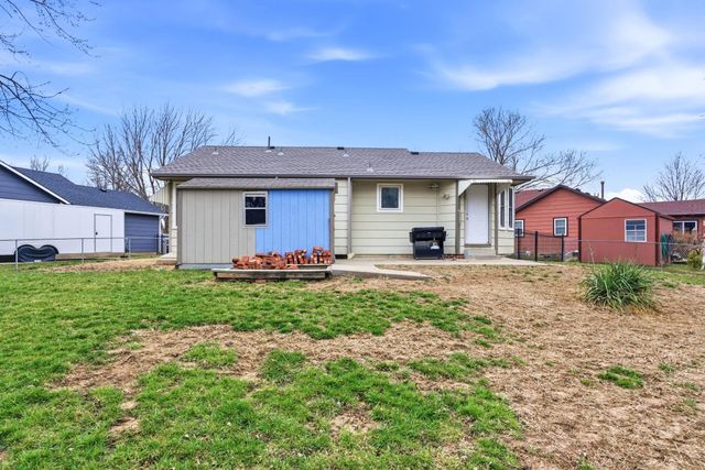 501 W Deerfield, Valley Center, KS 67147