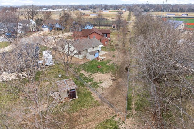 501 W Deerfield, Valley Center, KS 67147