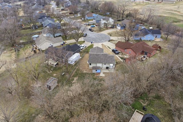 501 W Deerfield, Valley Center, KS 67147