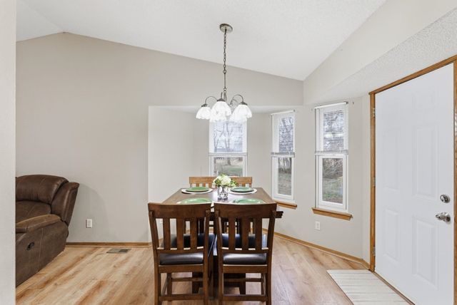 501 W Deerfield, Valley Center, KS 67147