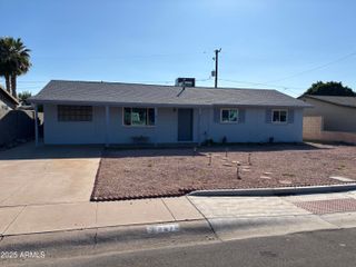 857 E BUFFALO Street, Chandler, AZ 85225