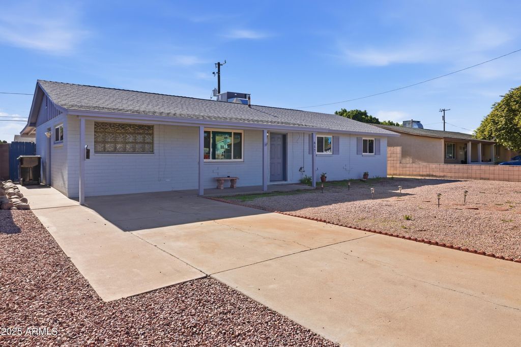 857 E BUFFALO Street, Chandler, AZ 85225 — photo 2