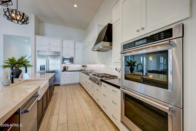 19690 E VALLEJO Street, Queen Creek, AZ 85142