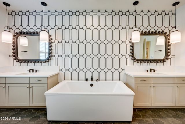 19690 E VALLEJO Street, Queen Creek, AZ 85142