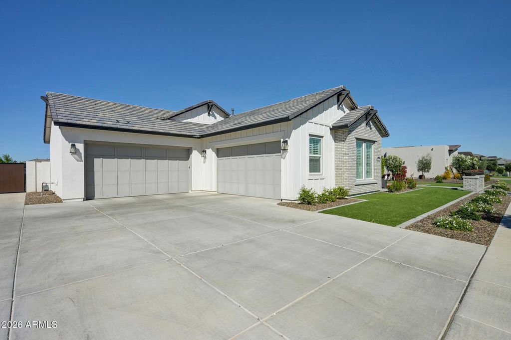 Image 13 of property listing at 19690 E VALLEJO Street, Queen Creek, AZ 85142