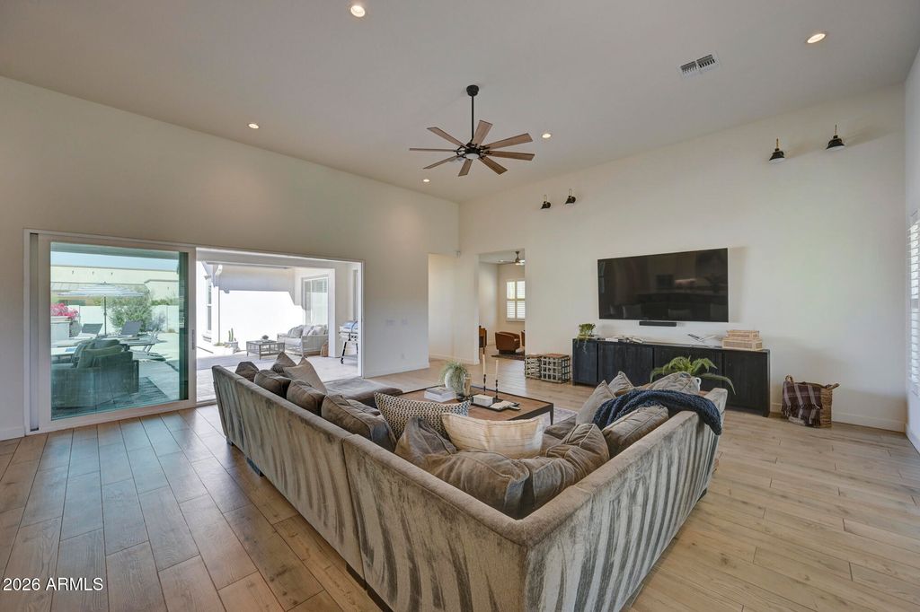 Image 15 of property listing at 19690 E VALLEJO Street, Queen Creek, AZ 85142