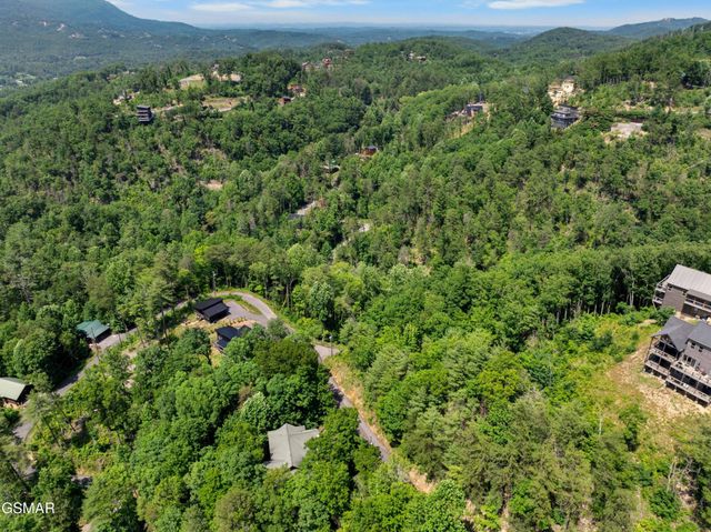 3278 Emerald Springs Loop, Sevierville, TN 37862