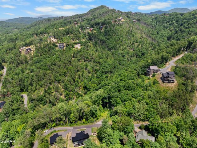 3278 Emerald Springs Loop, Sevierville, TN 37862