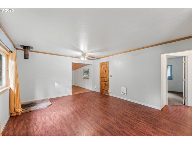 414 CALLAHAN Rd, Roseburg, OR 97471