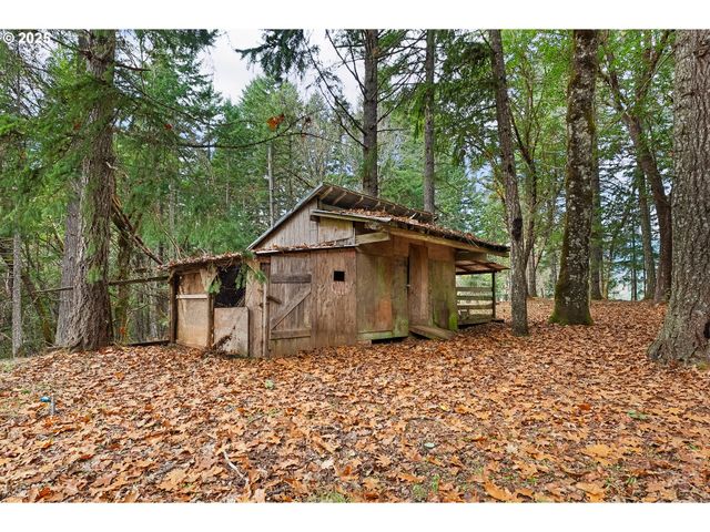 414 CALLAHAN Rd, Roseburg, OR 97471