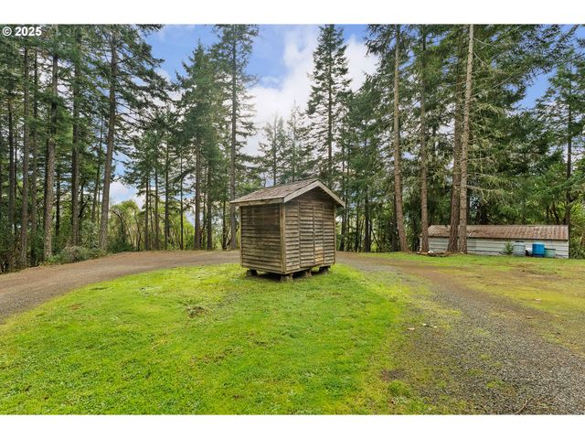 414 CALLAHAN Rd, Roseburg, OR 97471