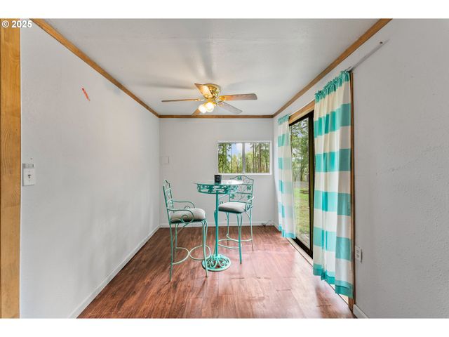 414 CALLAHAN Rd, Roseburg, OR 97471