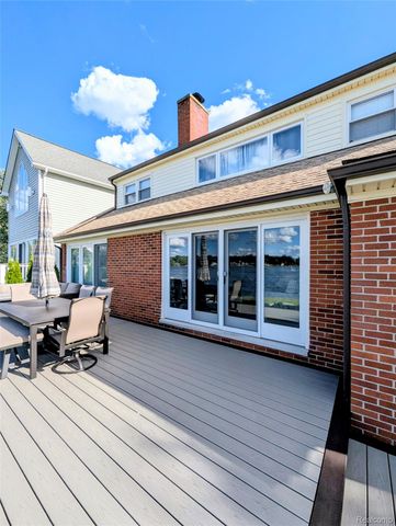 2525 Davista Drive, Highland Charter Township, MI 48356