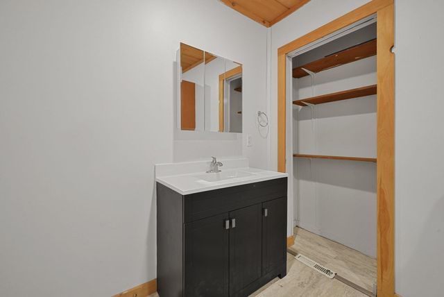 1402 Chestnut Street, Cadillac, MI 49601