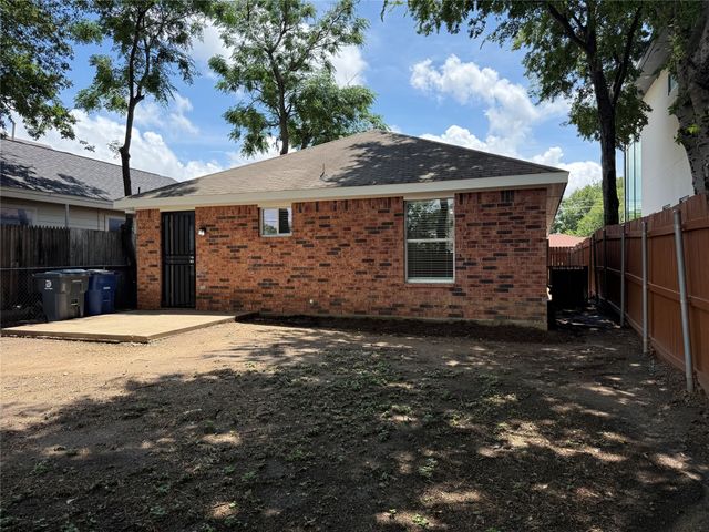 2019 Dennison Street, Dallas, TX 75212