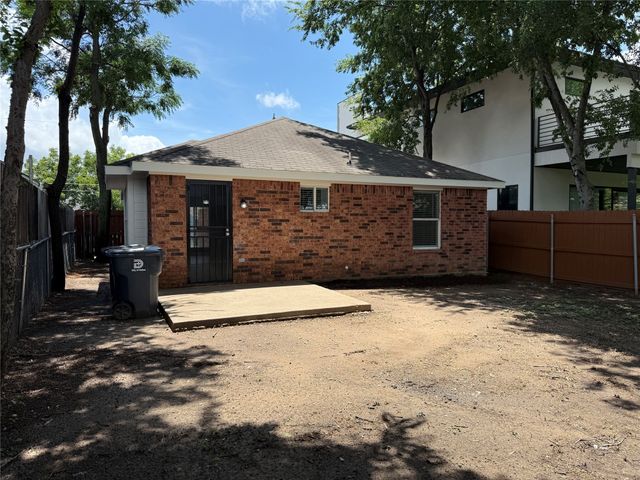 2019 Dennison Street, Dallas, TX 75212