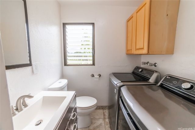 98-405 Kaonohi Street 242, Aiea, HI 96701