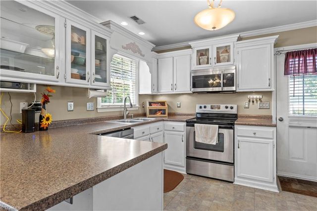 9036 Jefferson Woods Drive, Rural Hall, NC 27045