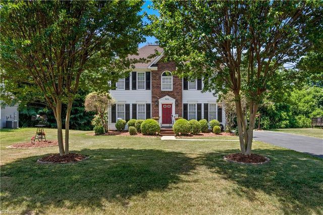9036 Jefferson Woods Drive, Rural Hall, NC 27045
