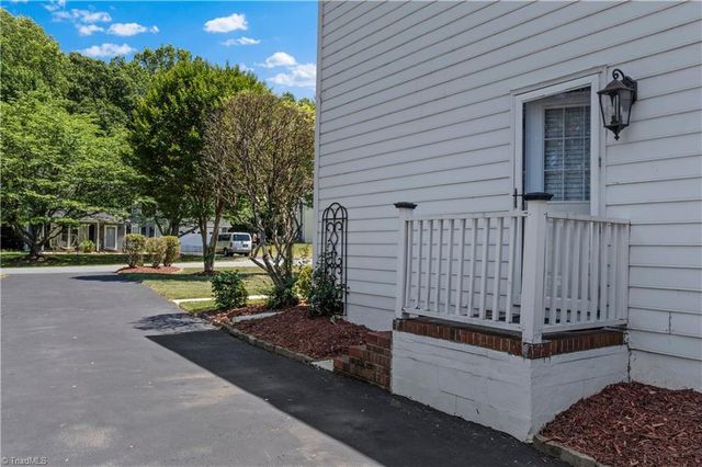 9036 Jefferson Woods Drive, Rural Hall, NC 27045