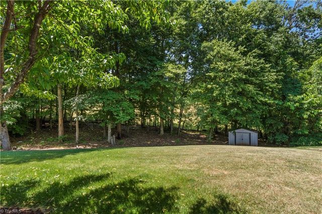 9036 Jefferson Woods Drive, Rural Hall, NC 27045