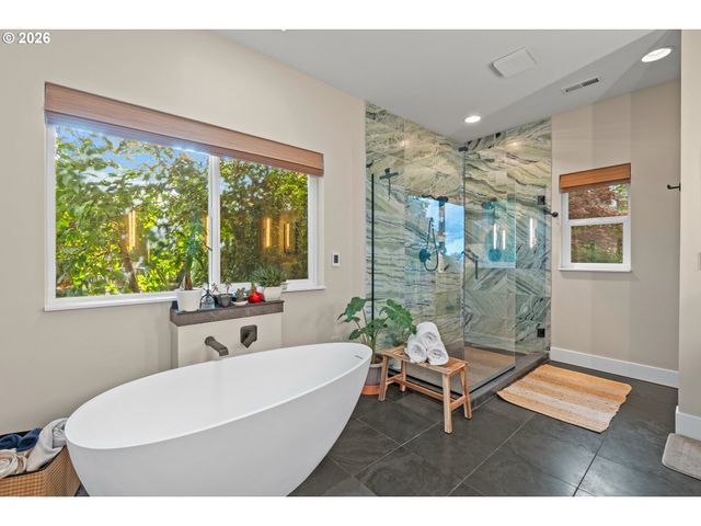 2709 Nw 9TH Ave, Camas, WA 98607