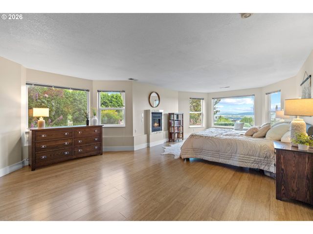 2709 Nw 9TH Ave, Camas, WA 98607