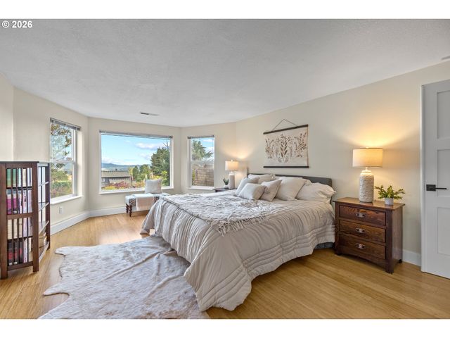 2709 Nw 9TH Ave, Camas, WA 98607