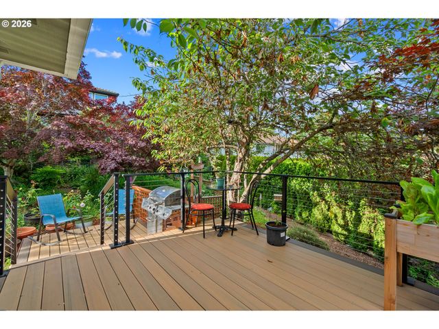 2709 Nw 9TH Ave, Camas, WA 98607