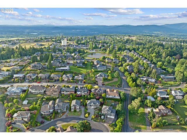 2709 Nw 9TH Ave, Camas, WA 98607