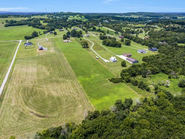 1295 Sugar Flat Rd, Lebanon, TN 37087