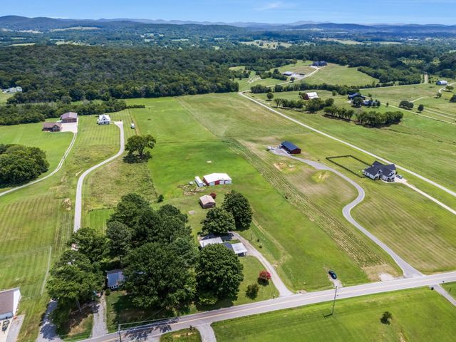 1295 Sugar Flat Rd, Lebanon, TN 37087