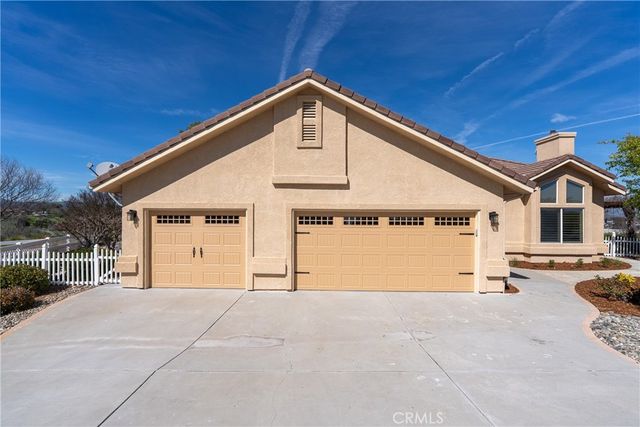 2039 Promontory, Paso Robles, CA 93446