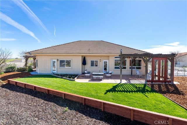 2039 Promontory, Paso Robles, CA 93446