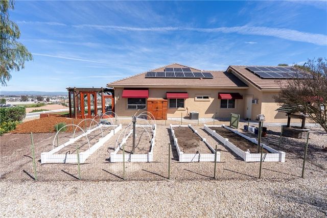 2039 Promontory, Paso Robles, CA 93446