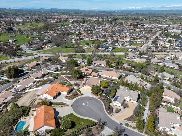 2039 Promontory, Paso Robles, CA 93446