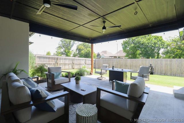 12635 S Granite Avenue, Bixby, OK 74008