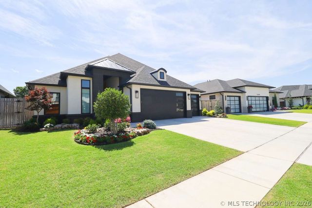 12635 S Granite Avenue, Bixby, OK 74008