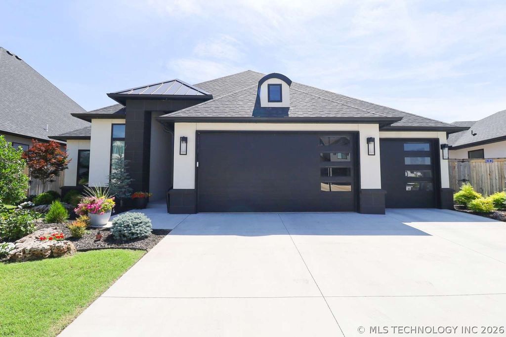 12635 S Granite Avenue, Bixby, OK 74008