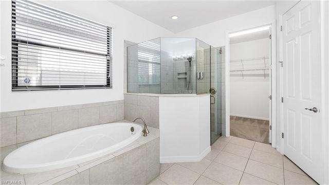 11195 St Roman WAY, Bonita Springs, FL 34135