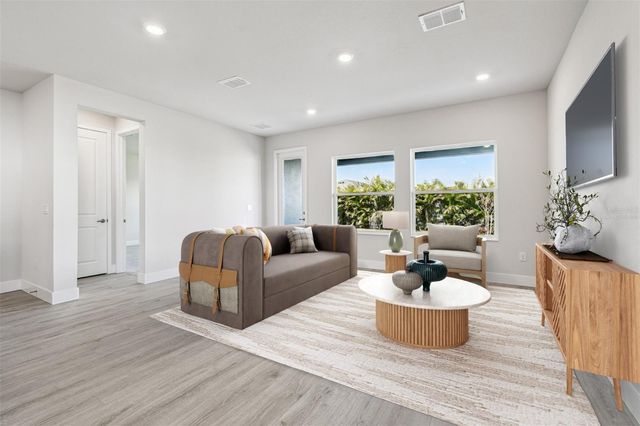 5020 CHAPEL ROW AVENUE, Apollo Beach, FL 33572