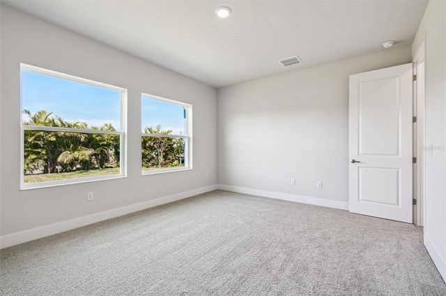 5020 CHAPEL ROW AVENUE, Apollo Beach, FL 33572