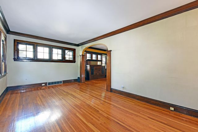 3537 Emerson Avenue S, Minneapolis, MN 55408